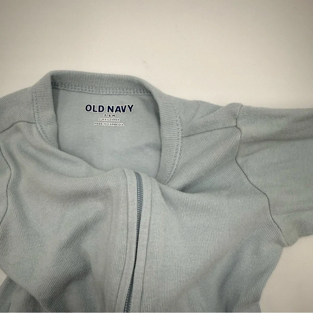 Old Navy Unisex Sleep & Play 2-Way-Zip Footed One-Piece for Baby Blue